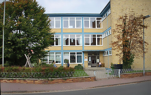 VHS-Gebäude in Alfeld © Archiv Stadt Alfeld (Leine) VHS-Gebäude in Alfeld © Archiv Stadt Alfeld (Leine)